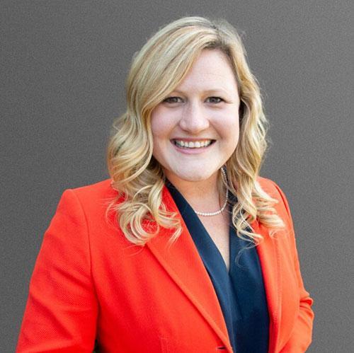 Portrait of Lindsey Ridgeway