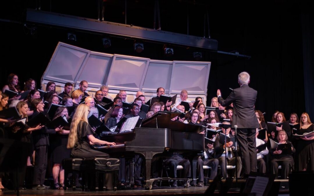 A choir of students and alumni.