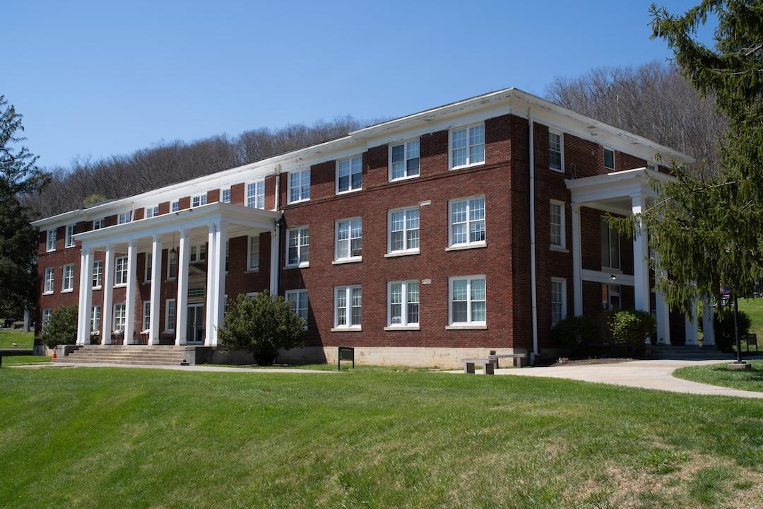 An image of Cruise Hall.