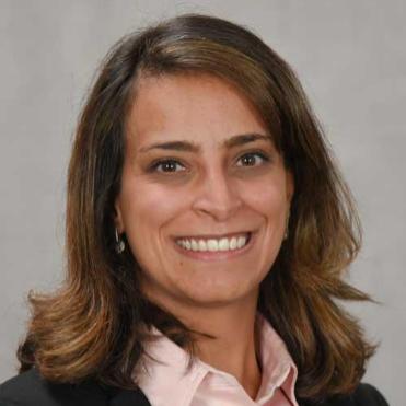 Portrait of Kelly Roballo