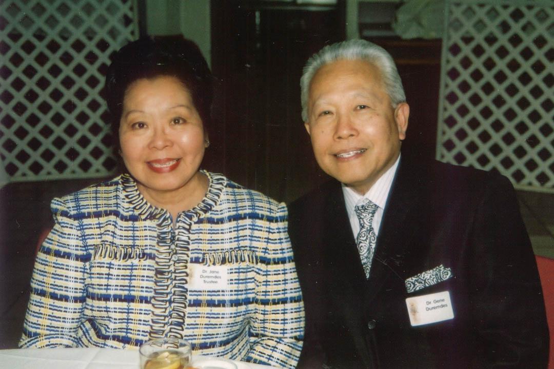 An image of Drs. Jane and Gene Duremdes in 2004.