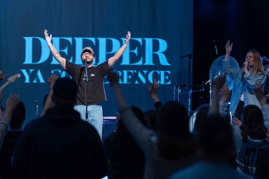 Joe Dixon leads worship.